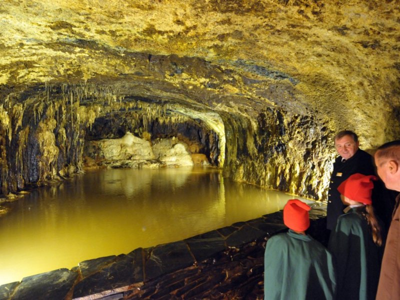 Saalfelder Feengrotte.jpg