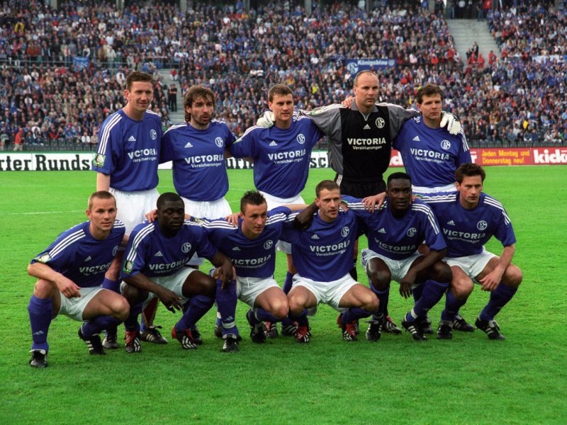 Schalke 04 Oliver Reck DFB-Pokal.jpg