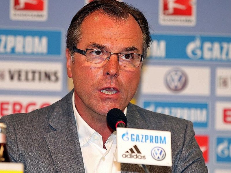 Schalke-Boss Clemens Tönnies droht den.jpg