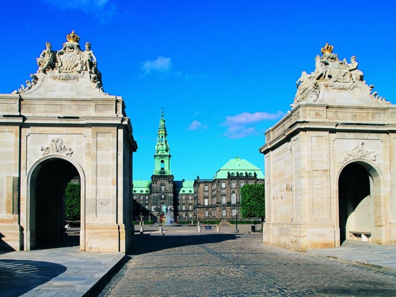 Schloss Christiansborg in Kopenhagen.jpg
