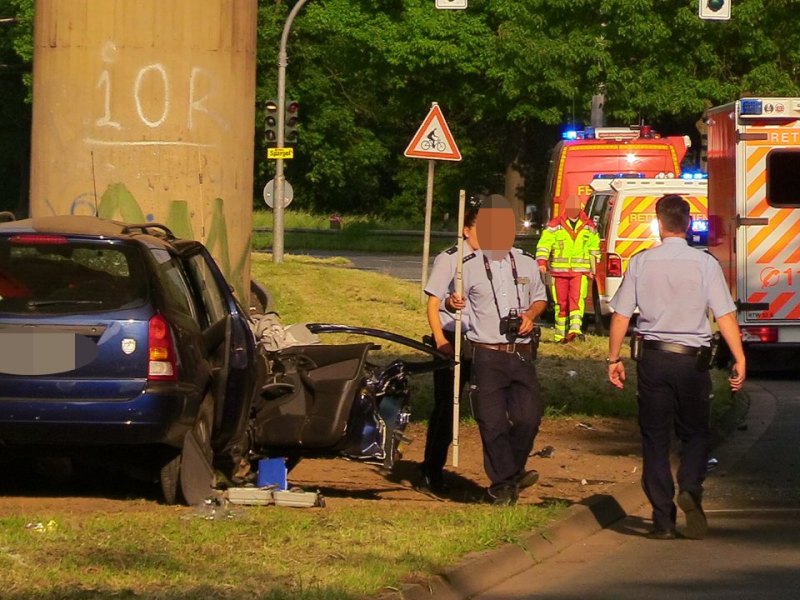 Verkehrsunfall Bochum.jpg