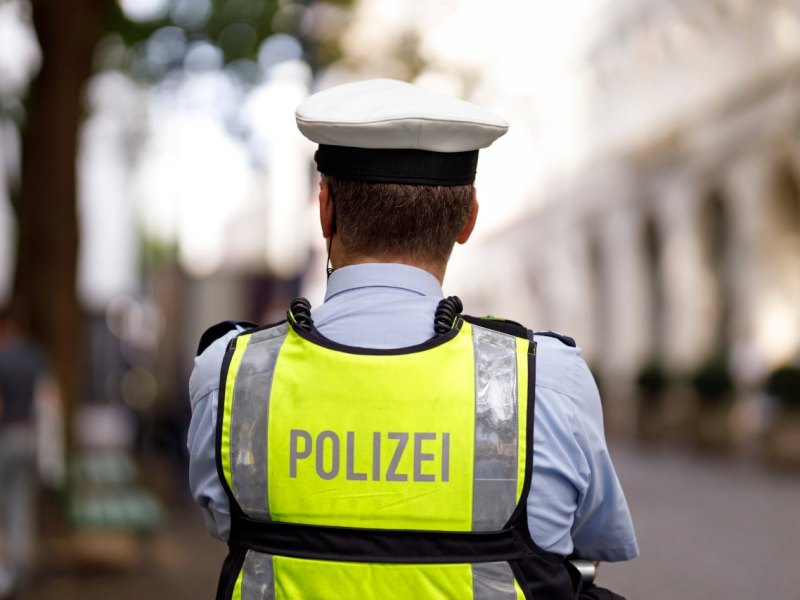 dortmund polizist.jpg