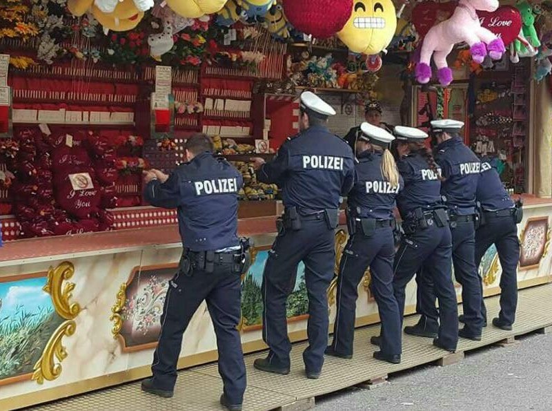 polizei crange.jpg