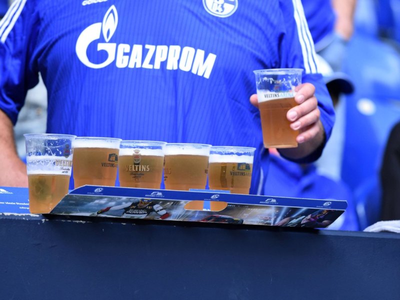 schalke-arena-pils-bier-veltins.jpg