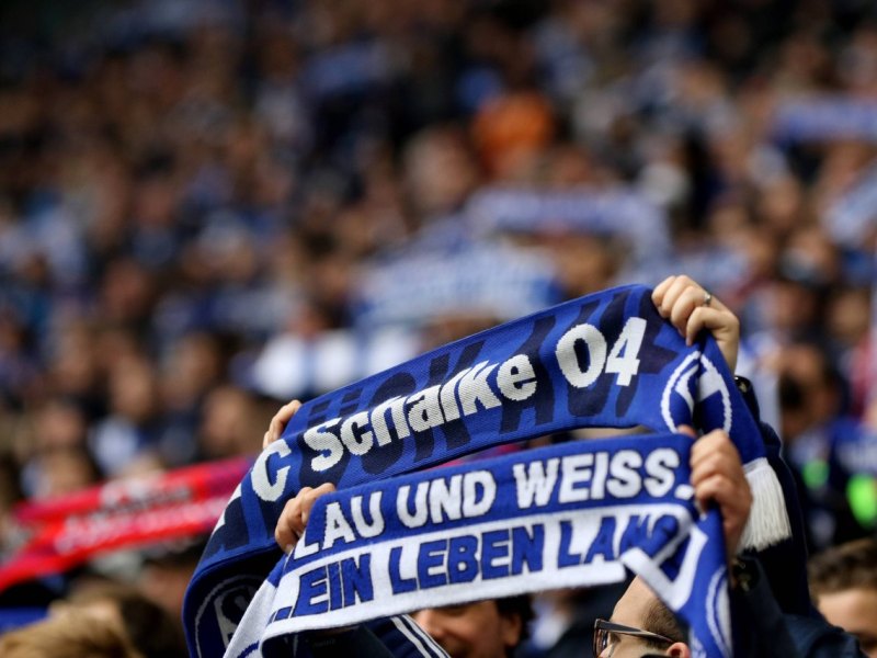 schalke-frankfurt-fan-video
