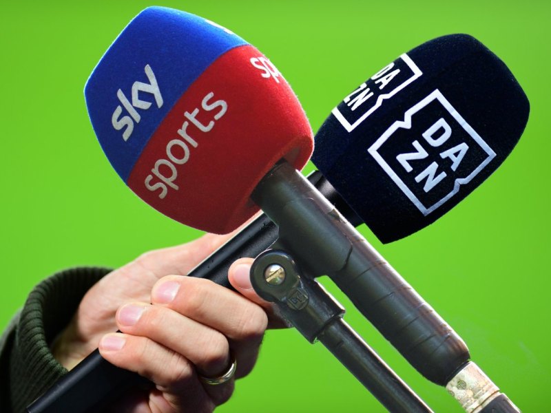 sky-dazn-mikro.jpg