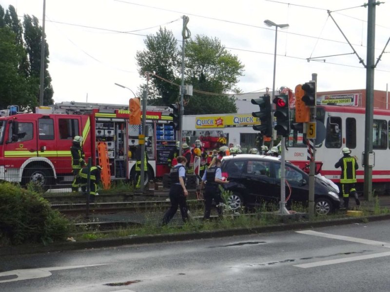 unfall dortmund straßenbahn.jpg