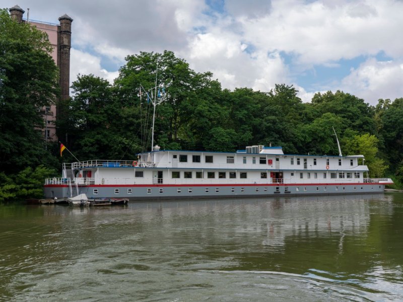 Duisburg-Schulschiff