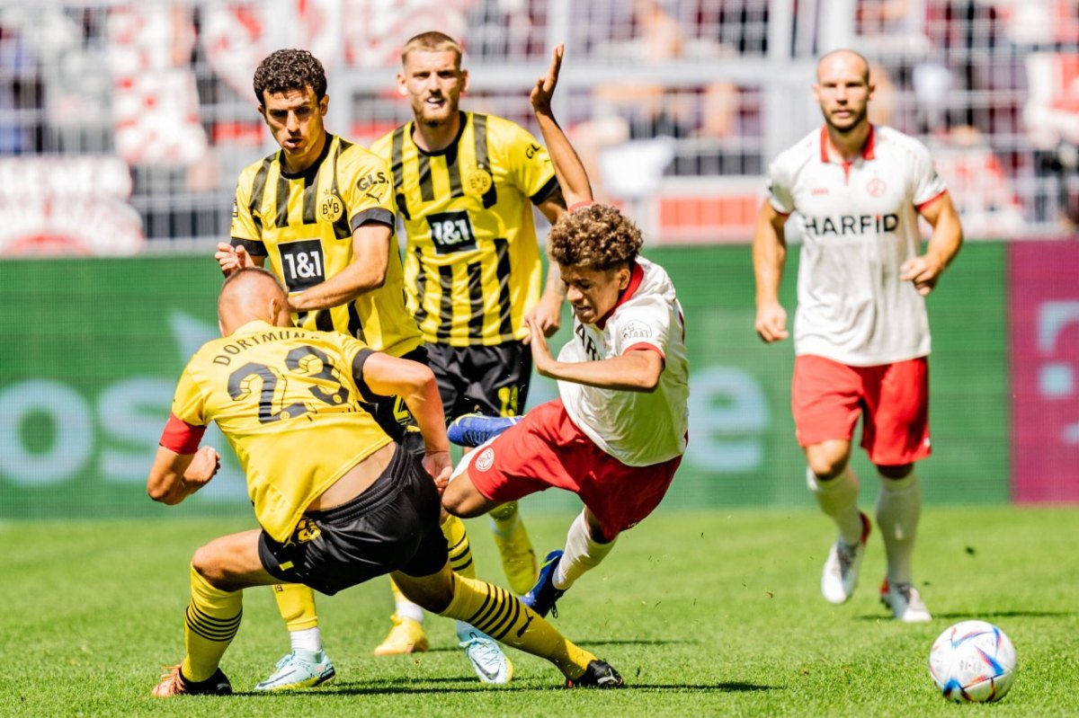 Borussia Dortmund.jpg