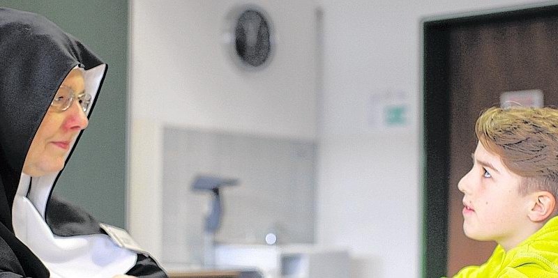 Anmeldung von Kindern an der_2-kyHB--656x240@DERWESTEN.jpg