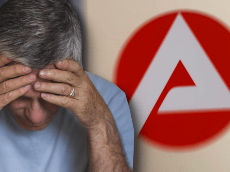 Ein verzweifelter Hartz-4-Empfänger (Symbolbild).