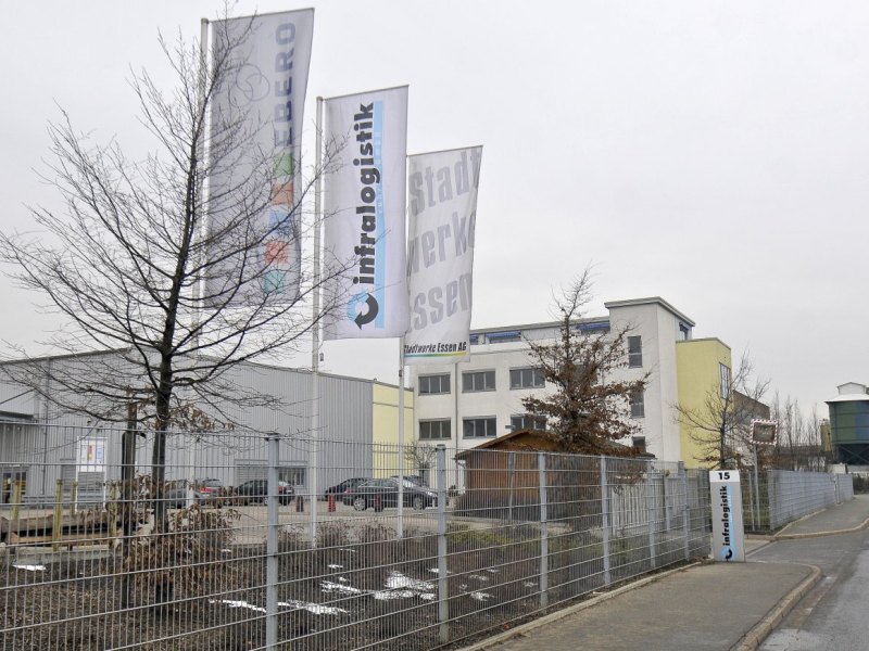 Außenansicht der Stadtwerketochter Infralogistik.jpg