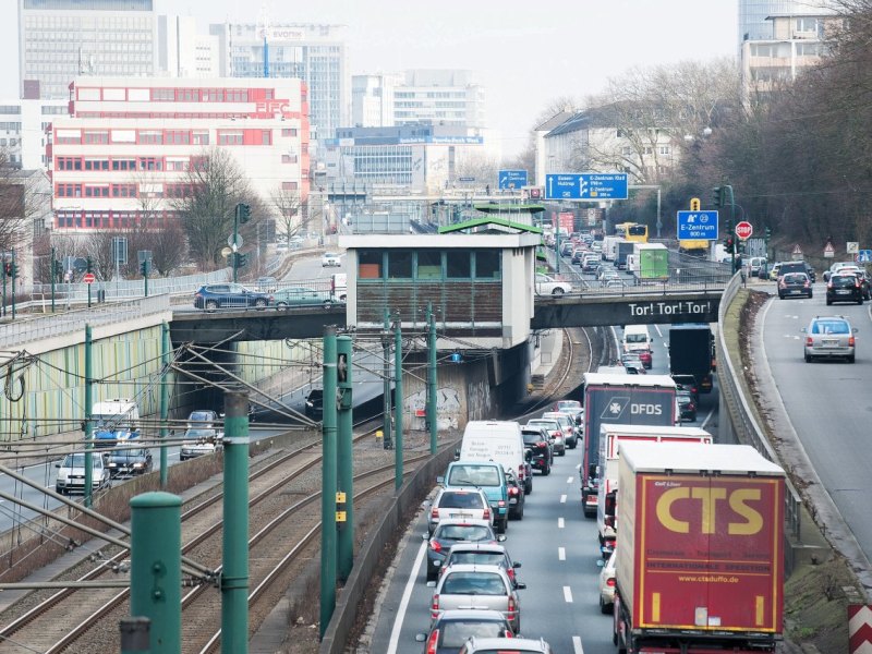 Bombenfund in Essen-Holsterhausen_.jpg