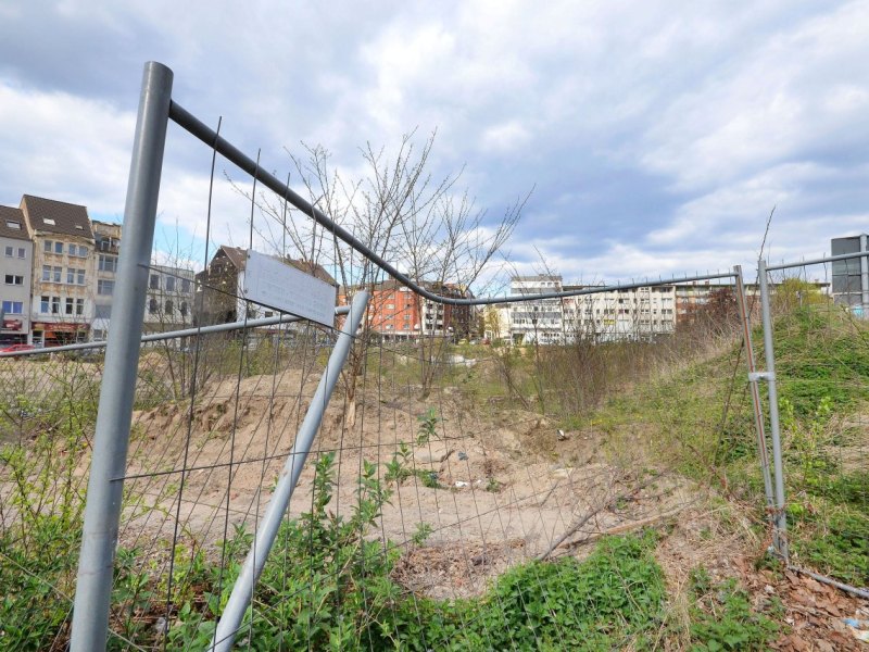 Brachliegendes Baugelände an der Steinschen_0.jpg