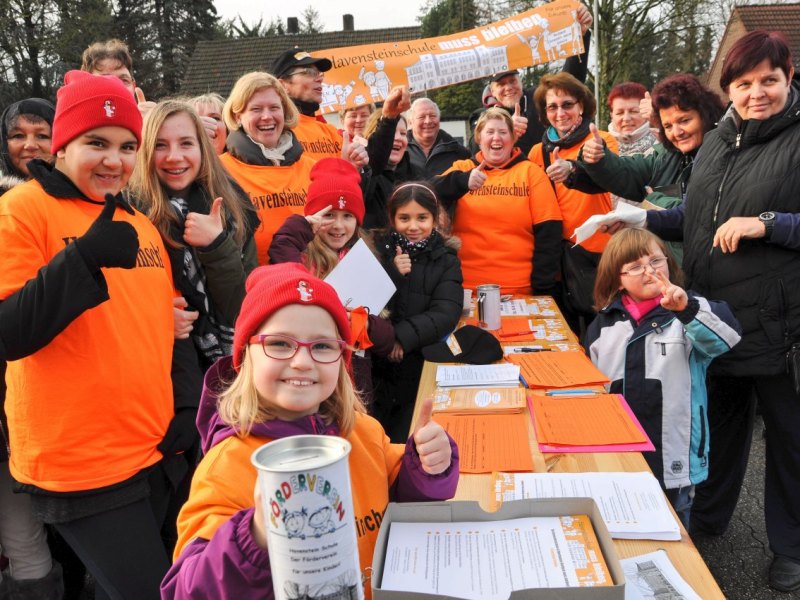 Gegen die drohende Schließung der.jpg