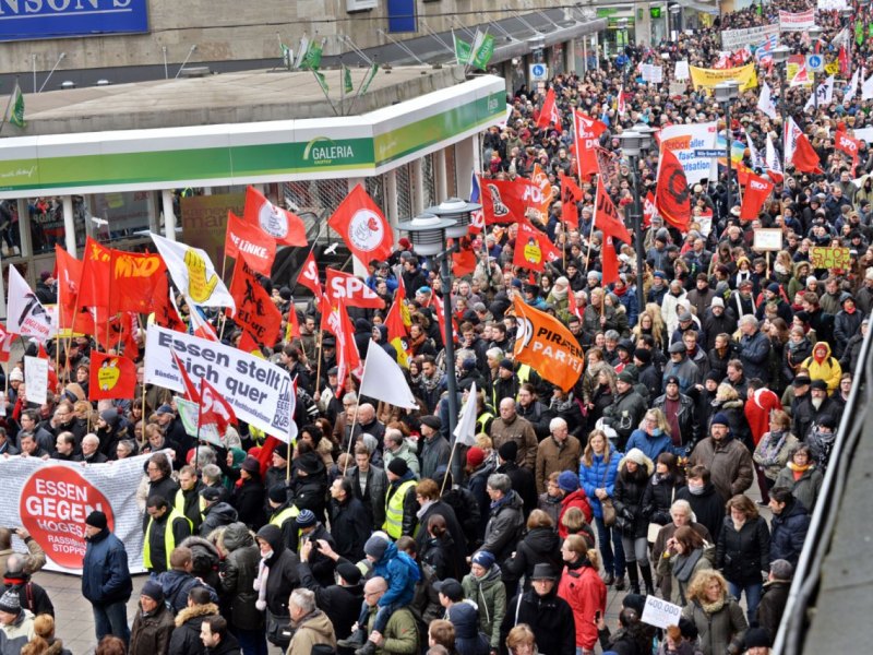 Große Anti-Hogesa-Demo in Essen.jpg