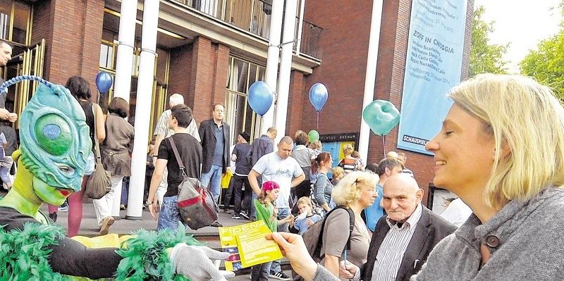 Jahrmarkt Europa im Schauspielhaus Bochum--656x240.jpg