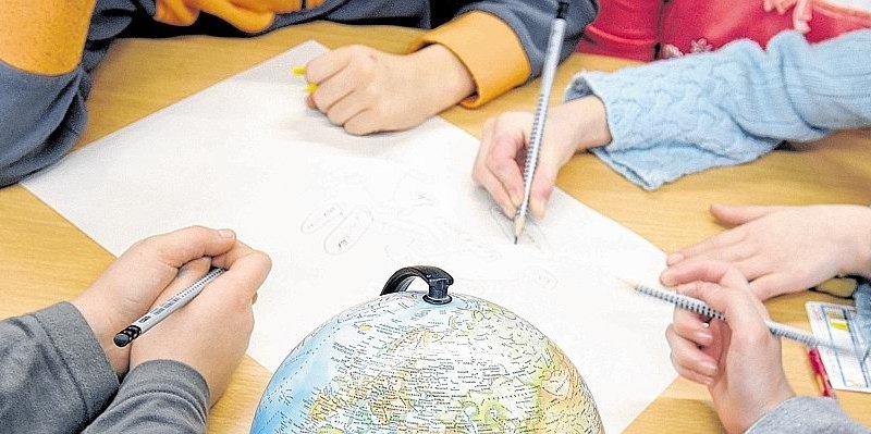 Kinder Schule Lernen.jpg