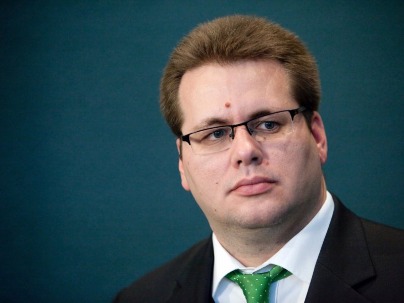 Medienberater Sascha Hellen.jpg