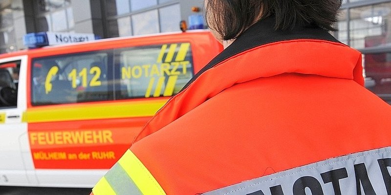 Mülheim Rettungswagen.jpg