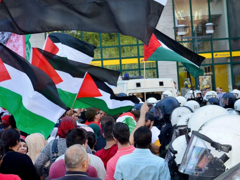 Nahost-Demo in Essen.jpg
