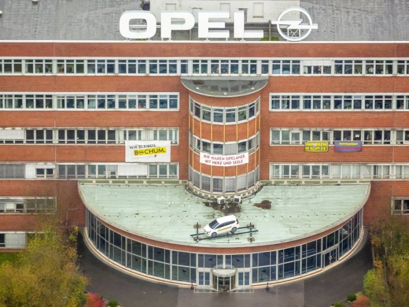 OPEL Verwaltungsgebäude ist in der.jpg