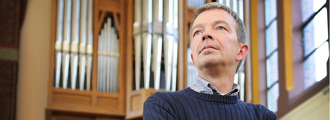 Organiest Bernahrd Schütt_0--656x240.jpg