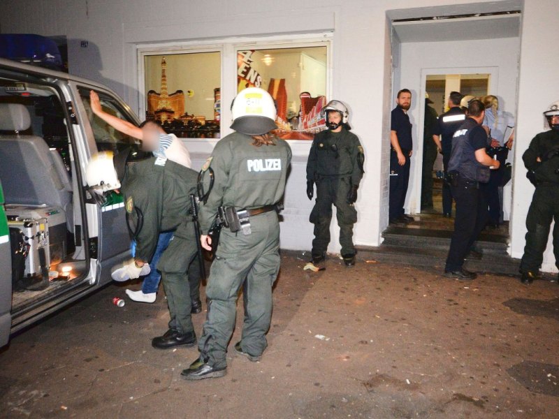 Razzia Duisburg .jpg