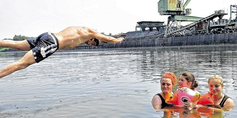 Rhein-Herne-Kanal Essen.jpg