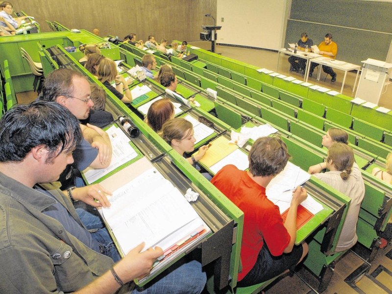 Studentenparlament Universität Duisburg_Essen.jpg