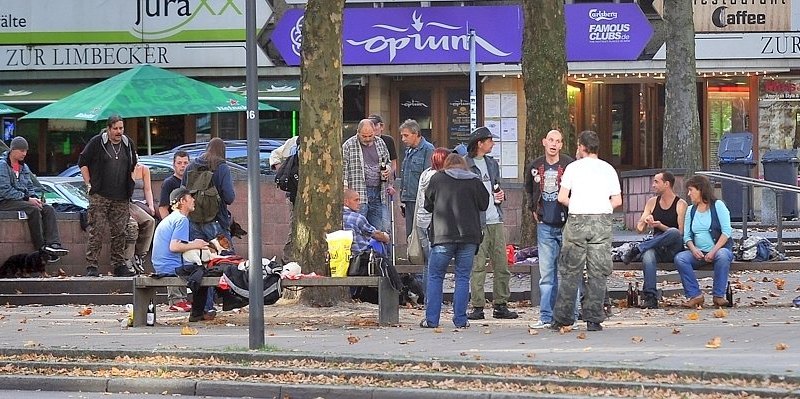 Trinkerraum Kopstadtplatz Krisencafé.jpg