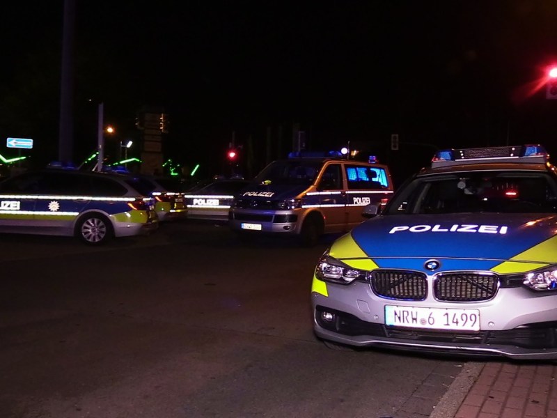Am Samstagabend ist ein Mann vor der Turbinenhalle Oberhausen durch ein Messer verletzt worden.