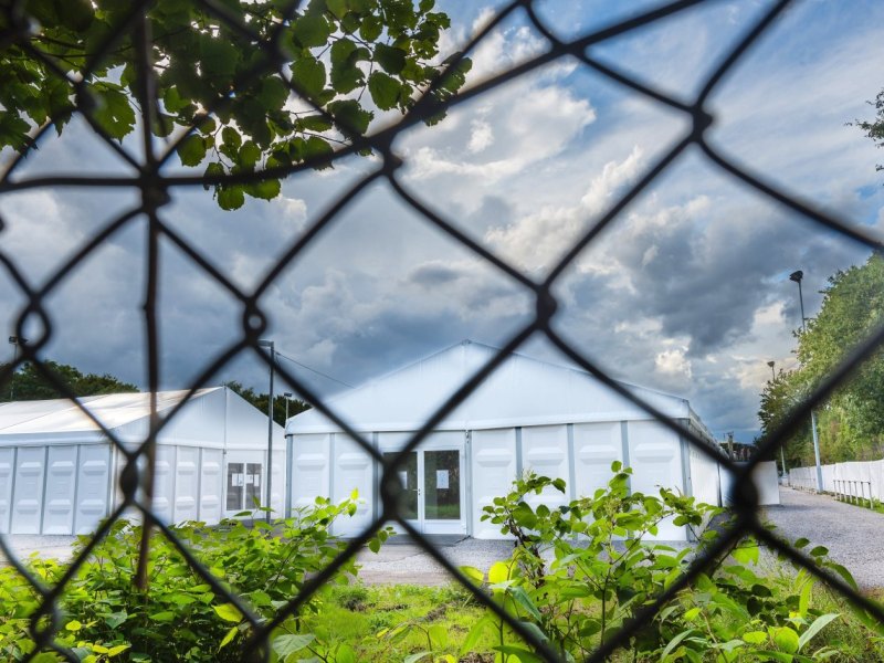 Zeltdorf Flüchtlinge.jpg