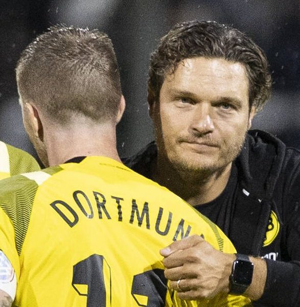 Borussia Dortmund: Edin Terzic mit seinem Kapitän Marco Reus.
