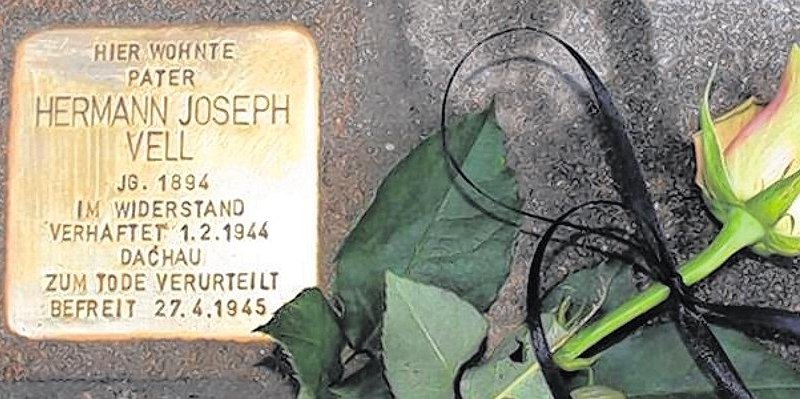 stolperstein_pater_hermann_joseph_vell_gelsenkirchen_1_jpg_0--656x240.jpg