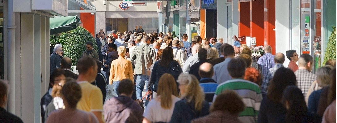 verkaufsoffener Sonntag, Kirche, Gewerkschaften, Debatte, Ladenöffnungszeiten.jpg