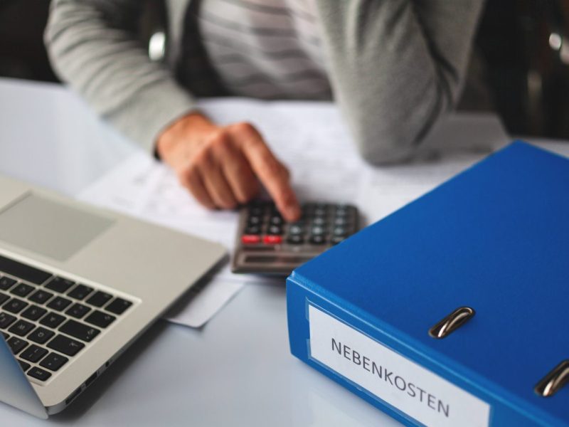 Für viele Mieter gibt es ab Januar 2023 eine Entlastung bei den Nebenkosten.