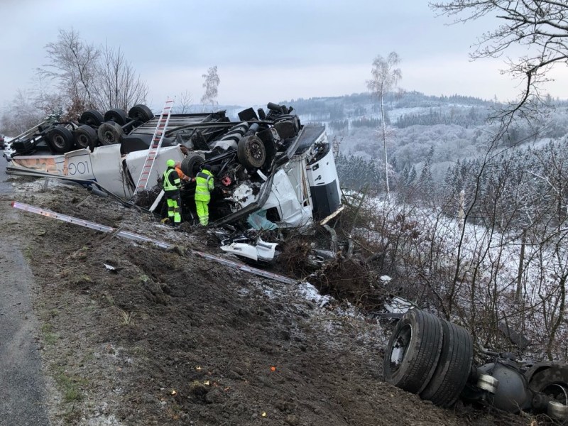 Wetter in NRW: Heftiger Unfall nach Glatteis