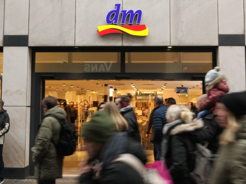 dm Filiale Außenansicht