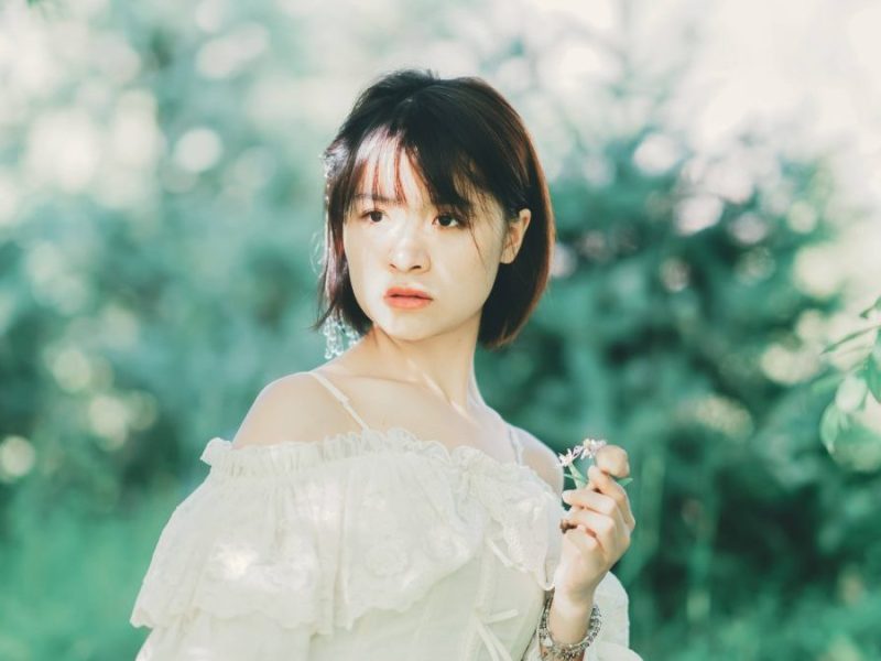 Hochzeit Braut reißt Augen auf