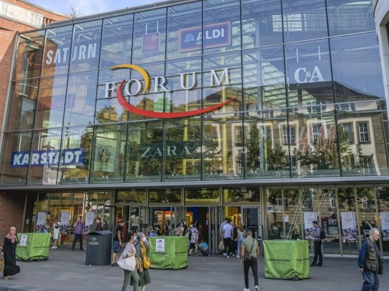 Duisburg Forum von außen