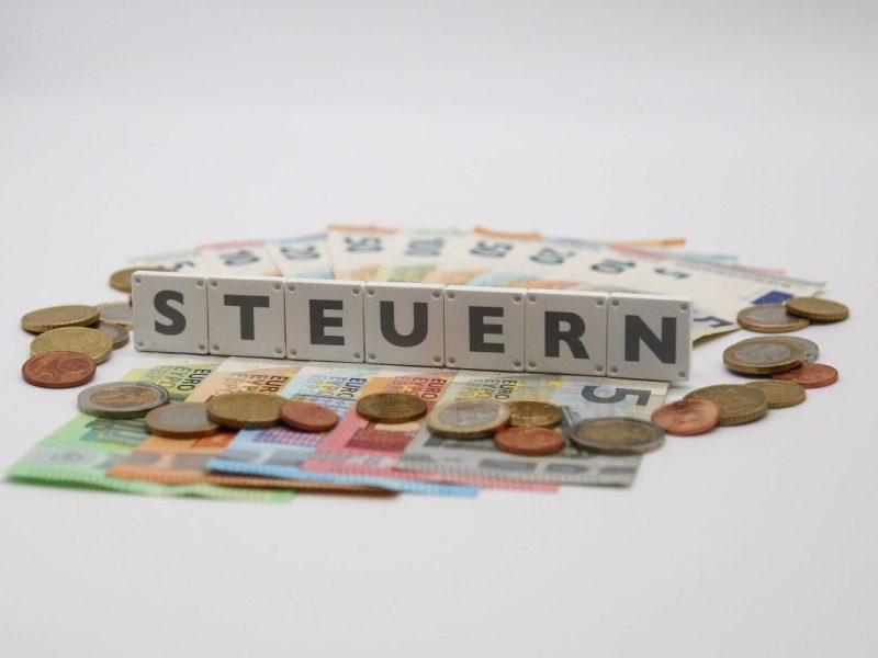 Steuern: Paradoxe Gesetze in Deutschland.