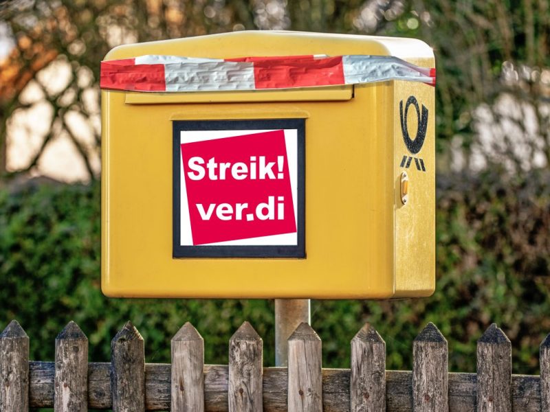Die Deutsche Post und die Gewerkschaft Verdi haben sich auf einen neuen Tarifvertrag geeinigt. Doch viele kritisieren das Ergebnis. So äußert sich Verdi.