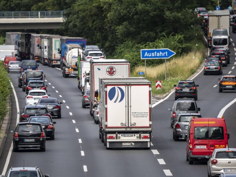 Ostern in NRW: Hier droht Stau-Chaos!