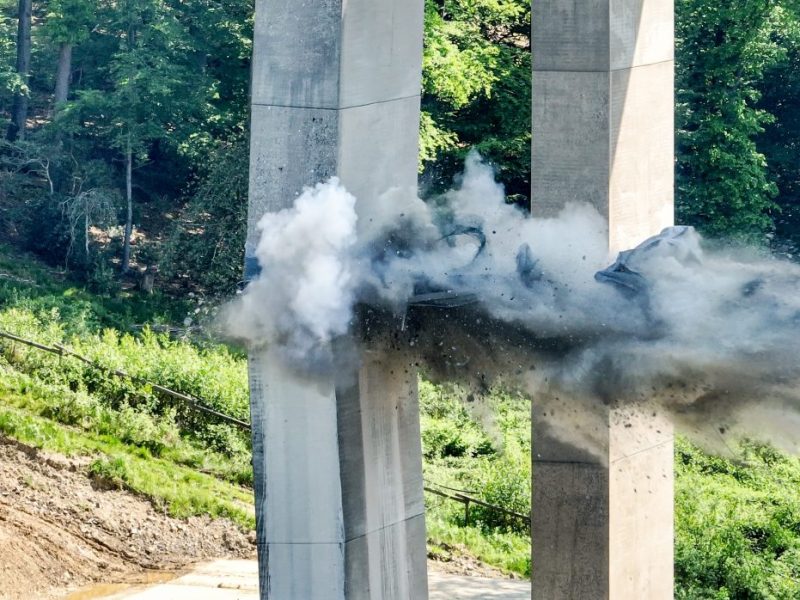 A45 in NRW Talbrücke Sterbecke gesprengt