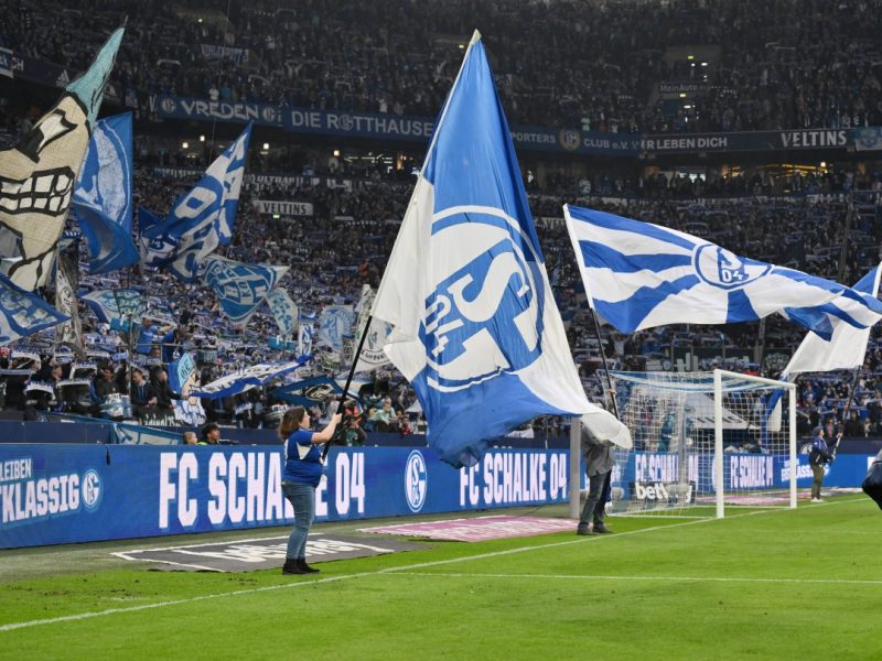 FC Schalke 04: Schlechte Nachrichten für die Fans.