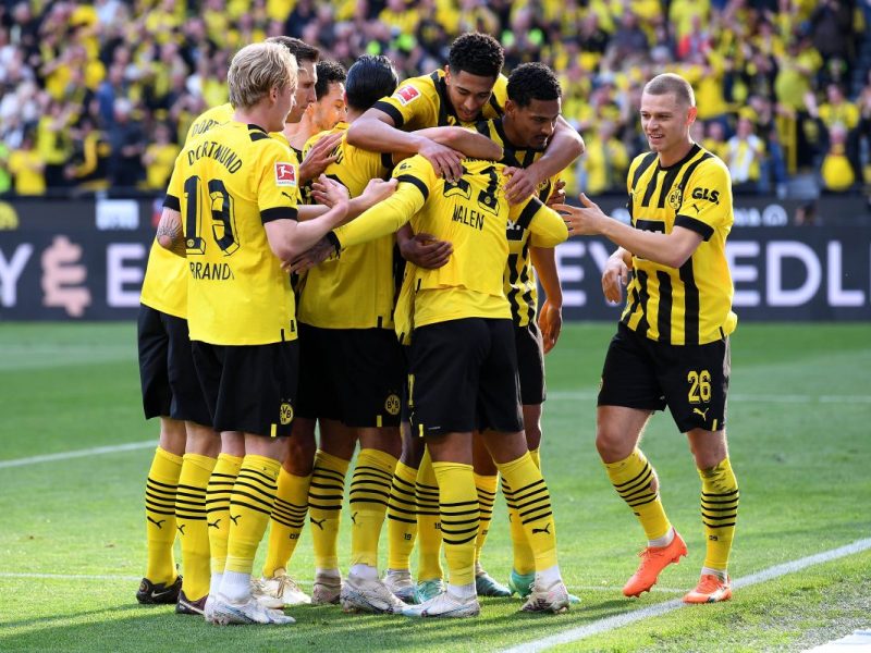 Borussia Dortmund kann aus eigener Kraft Meister werden.