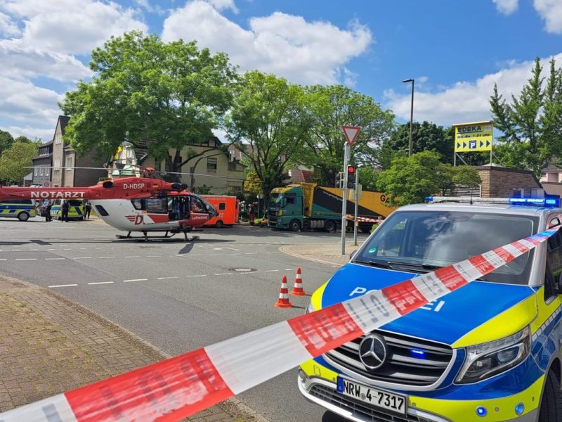 Dortmund Unfallstelle Polizei Absperrung Rettungshubschrauber