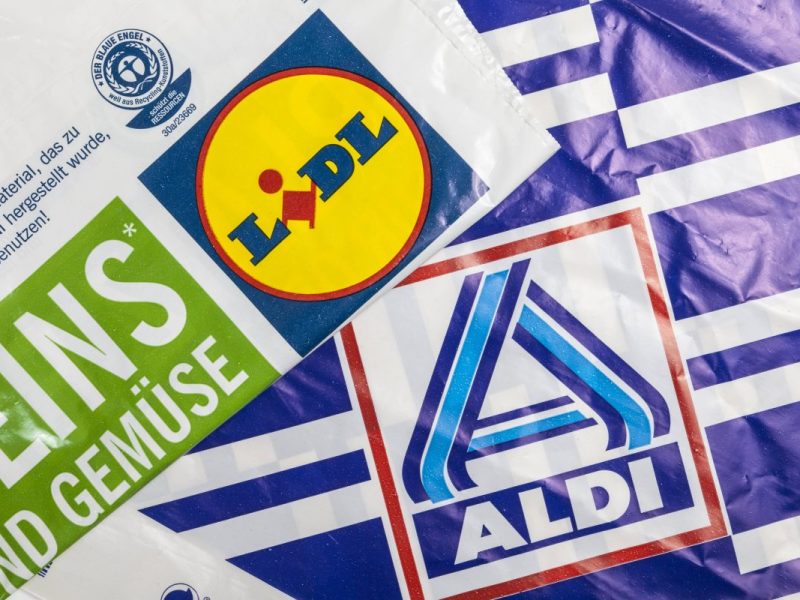 Aldi- und Lidl-Tüte