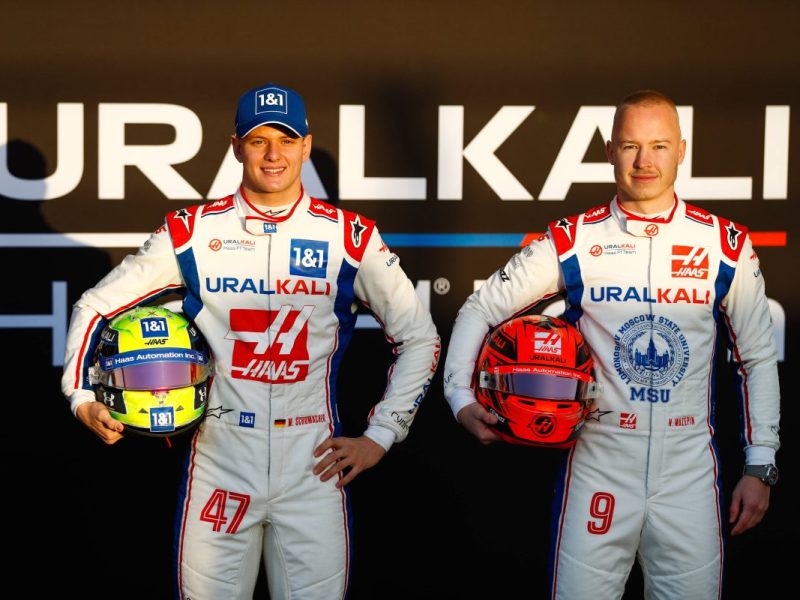 Mick Schumacher und Nikita Mazepin flogen bei Haas beide.